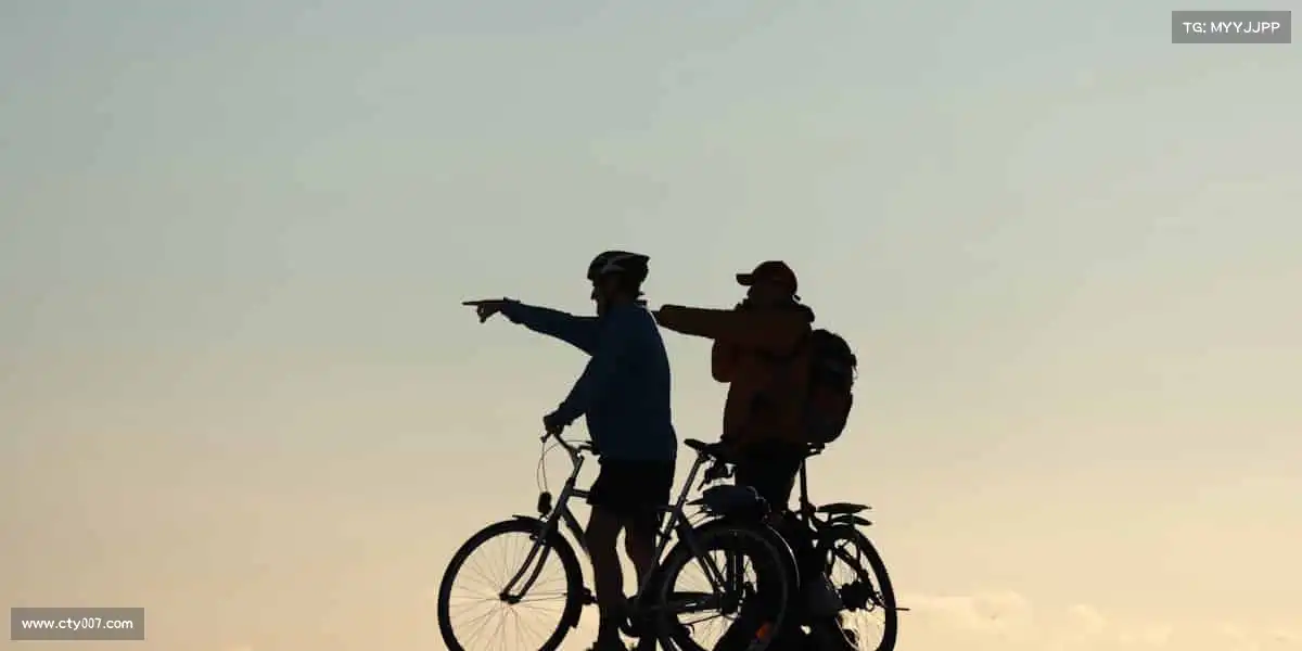 zoty中欧🥏飞盘腾空而起,传递的是快乐与运动的默契!